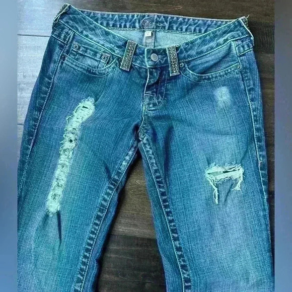 Iconic Y2K BEBE Bling Jeans Low Rise Flares Rhinestone Distressed
Denim Vintage - Picture 4 of 10